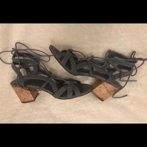 American Eagle Outfitters Strappy Block Heel